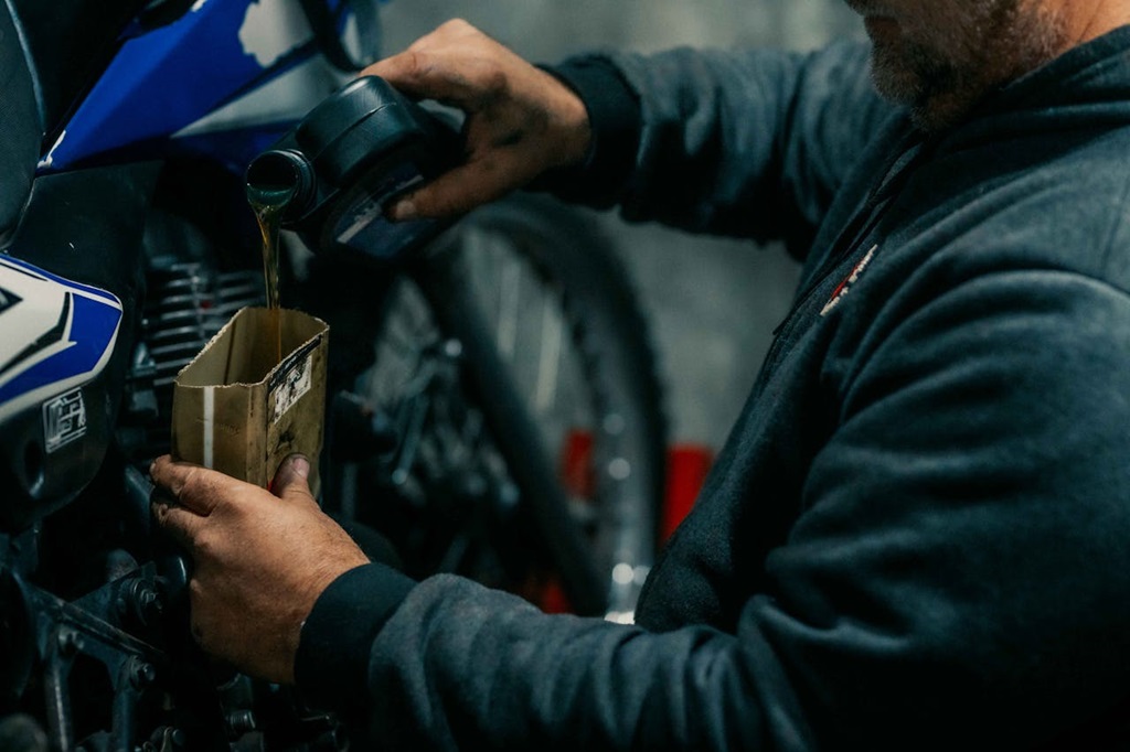 You are currently viewing Motorcycle Oil Change Costs: DIY or Shop It Out?